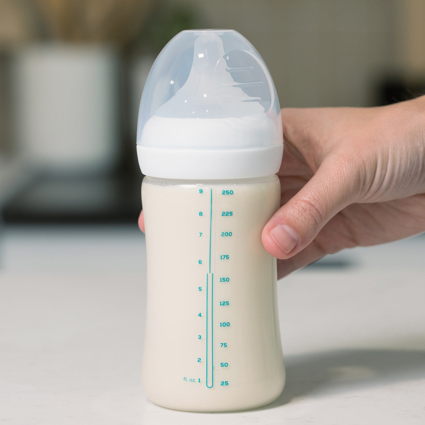 Lil Sippers Color Changing Baby Bottles Newborn Kit - 6 Piece Set